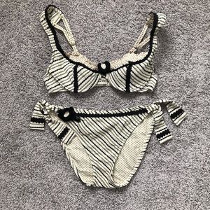 Betsey Johnson swimsuit bathing suit medium